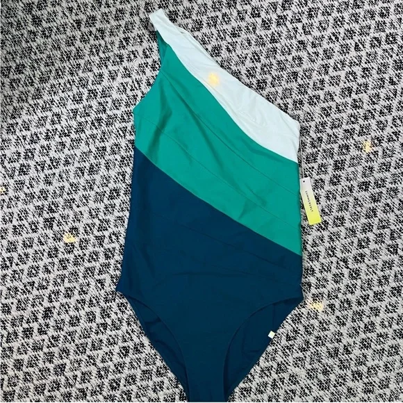 New Summersalt The Sidestroke Best Selling Swimsuit in Seaweed & Seaglass - Picture 5 of 7
